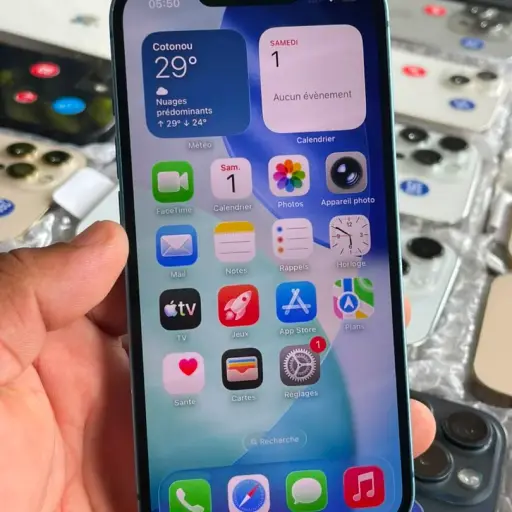 iPhone 13