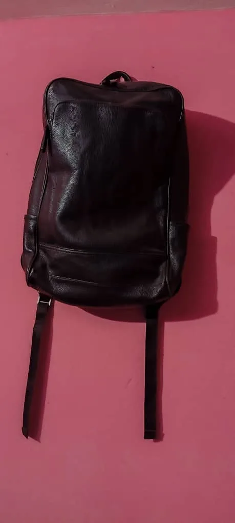 Sac à dos cuir noir pour homme et femme