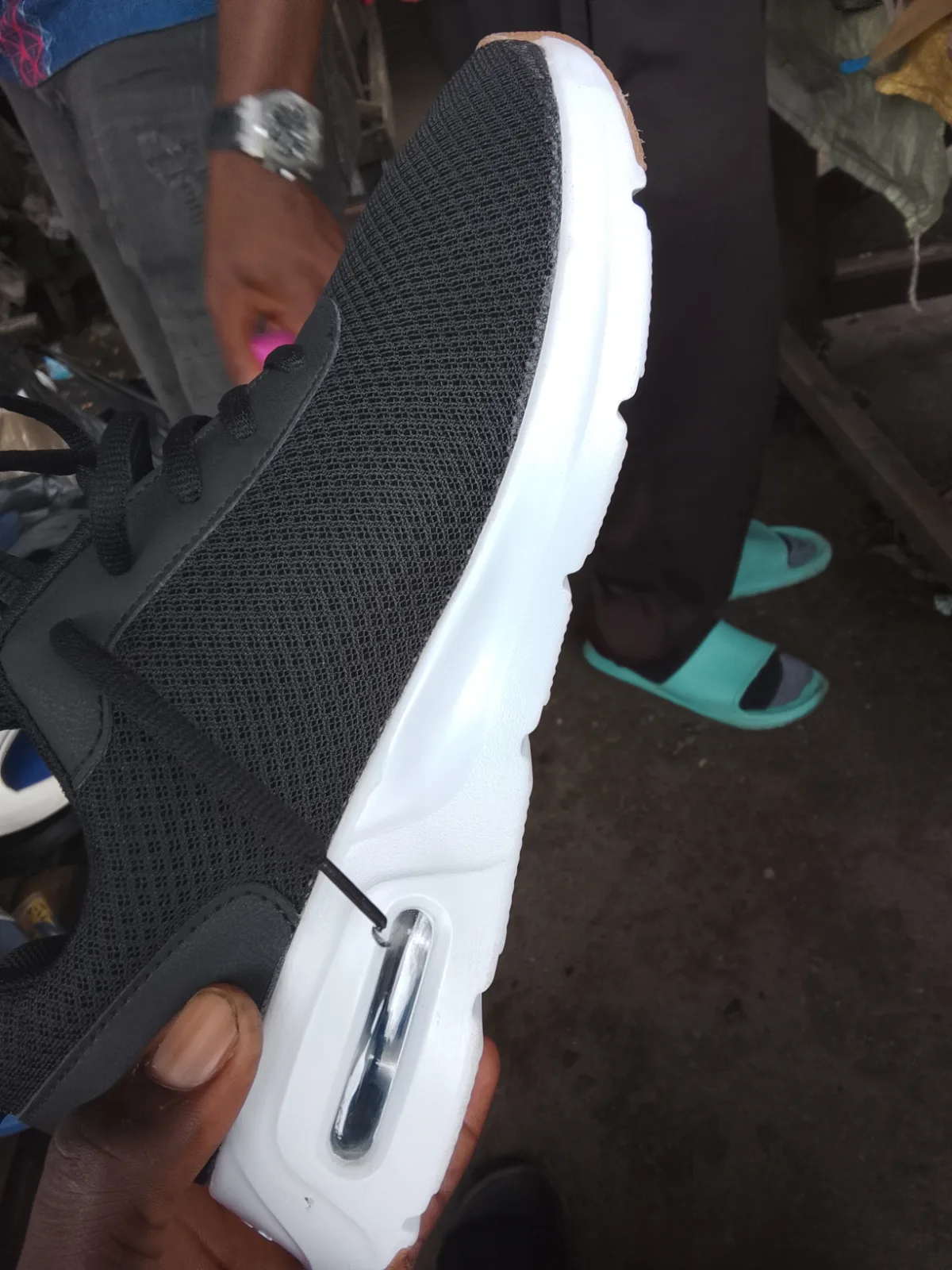 Paire de chaussures